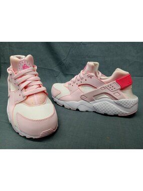 Nike Huarache Run (GS) Sneakers Mesh Hyper Pink White Girls Size 6.5 NEW NO BOX!